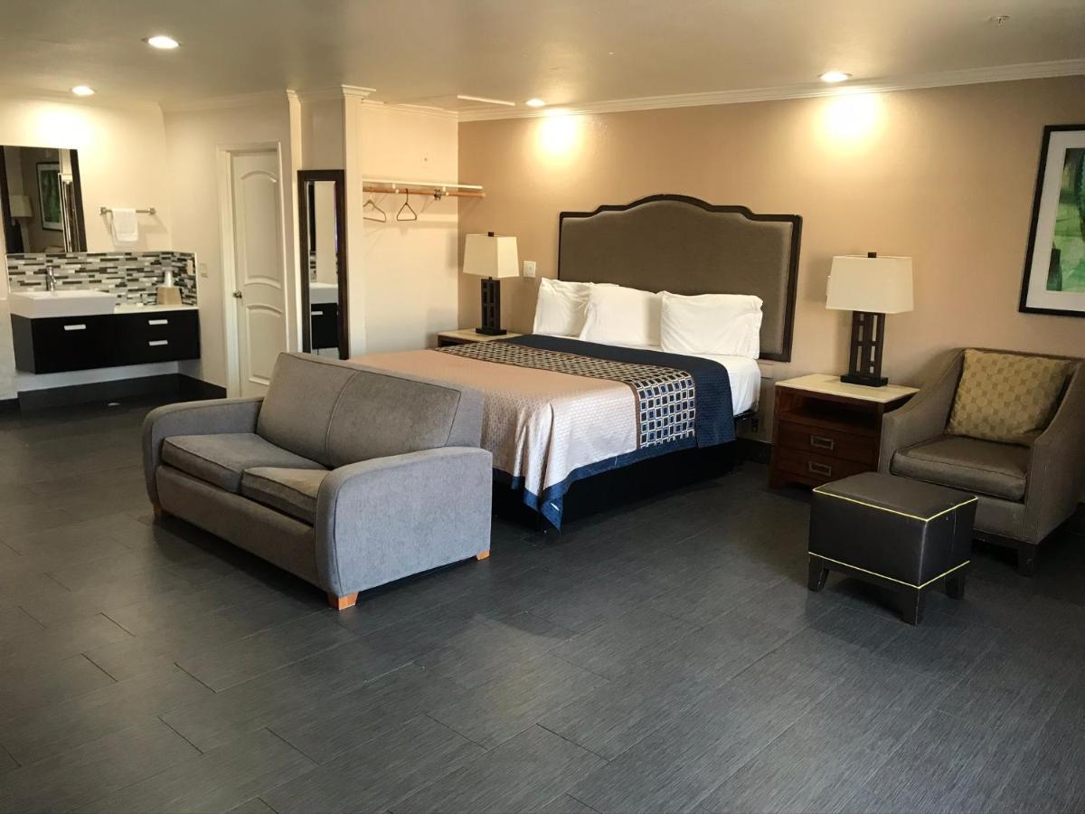Locanda Economy Lax